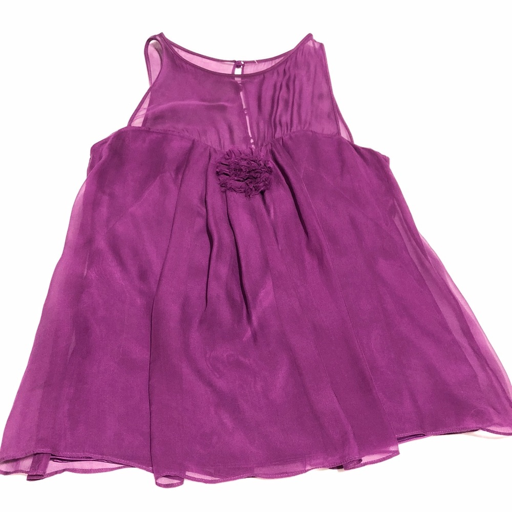 ⬇️Blouse sleeve less purple silk .